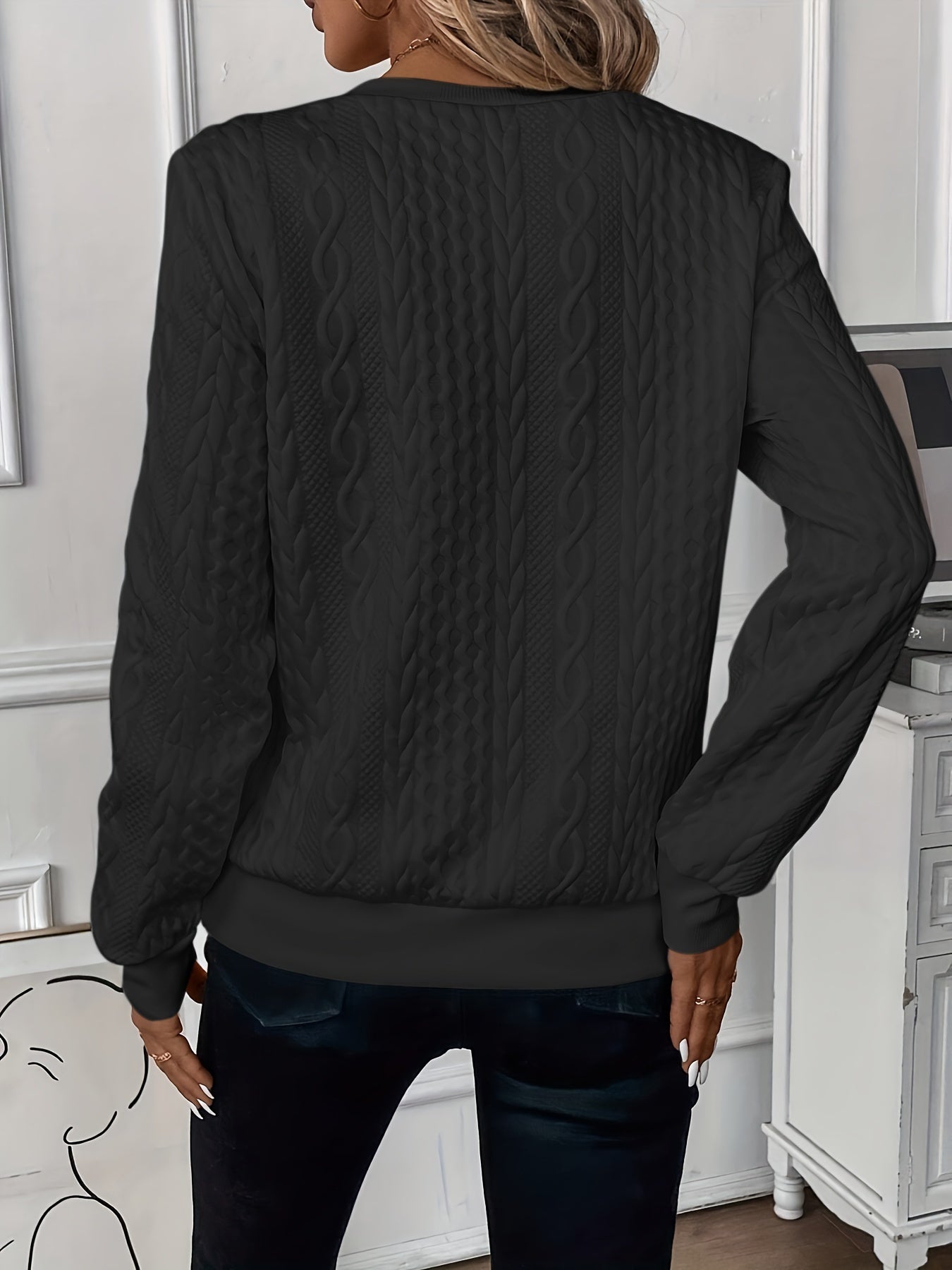 CLÉMENCE - ELEGANT AND STYLISH KNITTED SWEATER